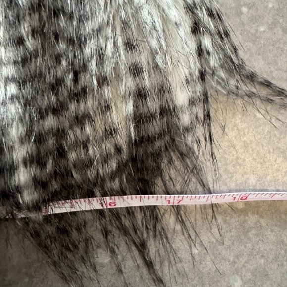 Shelly Women's Vest - Picture 9 of 9